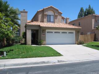 1123 Via Barcelona, Redlands, CA 92374-3972