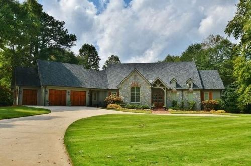 1685 Blue Ridge Dr, Gainesville, GA 30501-1205