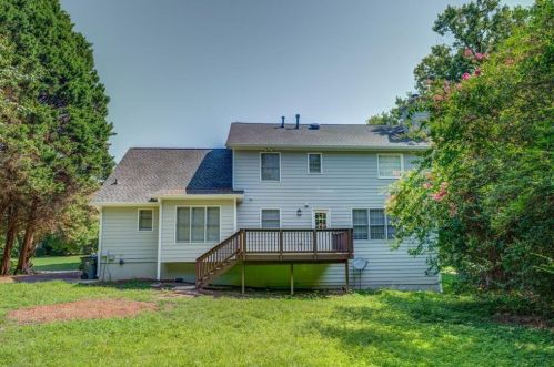 2294 Stratford Ln, Lithonia, GA 30078-3888