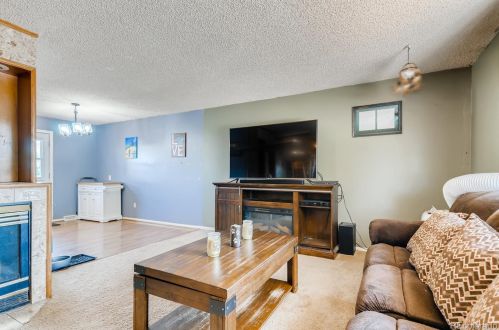 868 Hannibal Dr, Denver, CO 80011-7121