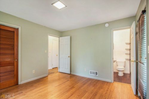 5115 Derrick Rd, Atlanta GA  30349-1614 exterior