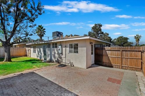 8170 Garfield St, Riverside CA  92504-3010 exterior