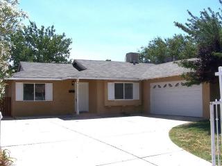 38614 Glenraven Ave, Palmdale, CA 93550-3625