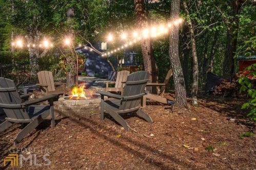 251 Pine St, Ellijay, GA 30536-0055