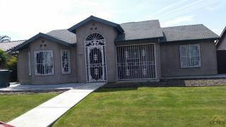 2236 20th Ave, Delano, CA 93215-3709