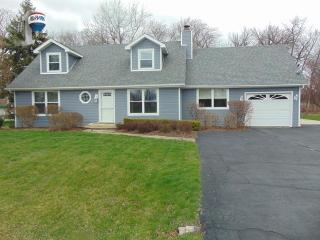 962 Eureka St, Braidwood, IL 60408-1815