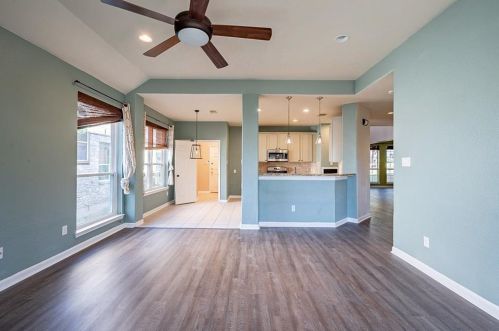 4029 Cyn Gln Cir, Austin TX  78732-2187 exterior