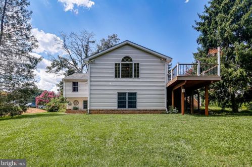 15013 Timberlake Dr, Silver Spring MD 20905-4360 exterior