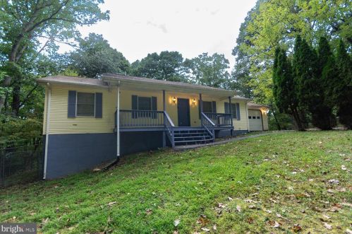 158 Cornpone Ln, Harpers Ferry WV  25425-4923 exterior