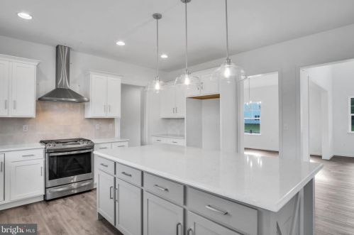 110 Berkshire Dr, Carlisle, PA 17015-4534