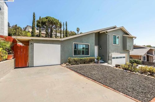 27970 Dobbel Ave, Hayward, CA 94542-2410