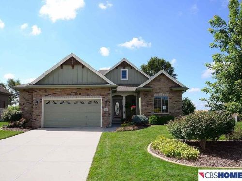 19433 Bellbrook Blvd, Gretna, NE 68028-4281