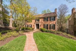 1333 Merrie Ridge Rd, Mc Lean, VA 22101-1826
