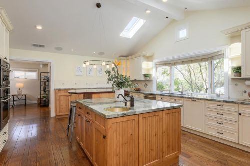 50 Sevilla Dr, Los Altos, CA 94022-1756