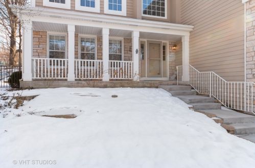 607 Barberry Trl, Barrington Hills, IL 60021