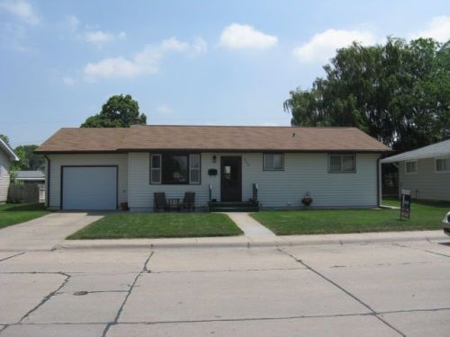 922 Highland Dr, Roscoe, NE 69153-1636