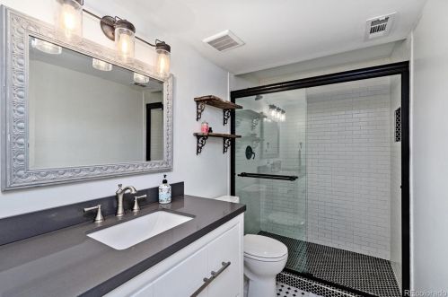 6775 Heritage Pl, Englewood CO 80111-4639 exterior