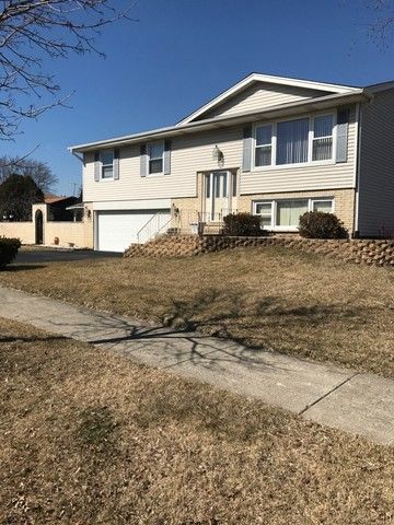 1820 Woodland Ave, Addison IL  60101-1748 exterior