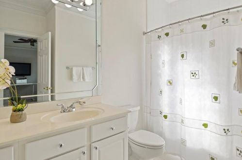 2483 Brookhaven Hts Ct, Atlanta GA  30319-5243 exterior
