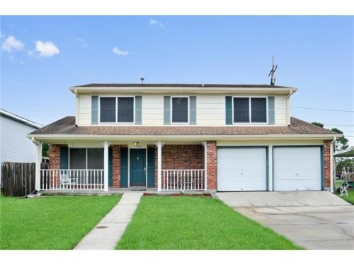 1560 Alison St, Gretna, LA 70056-8602