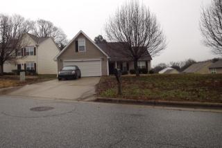 202 Valentine Ct, Greensboro, NC 27405-1690