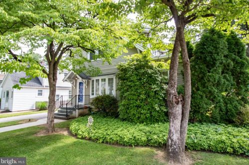 107 Wynwood Rd, York, PA 17402-3022