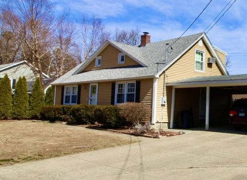 49 Palisade Dr, Nashua, NH 03062-2127