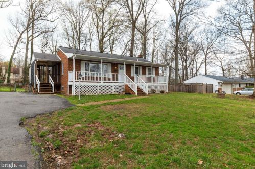 6616 Keene Dr, Springfield VA  22152-2508 exterior