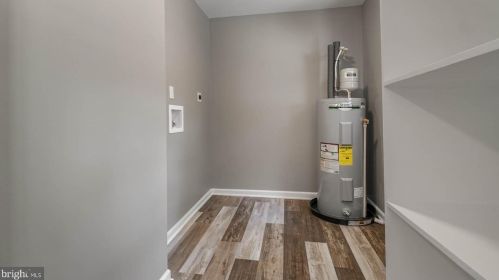 2912 Newcastle Ave, Silver Spring MD 20910-1216 exterior