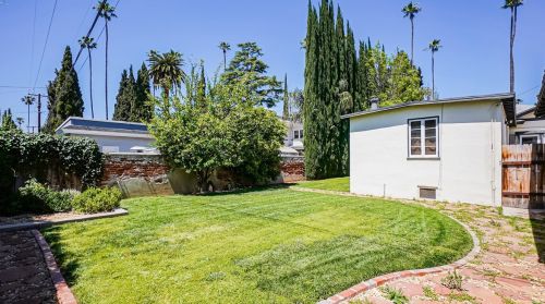 3580 Larchwood Pl, Riverside CA  92506-1236 exterior