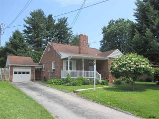 2459 Northland Ave, York, PA 17406-3122