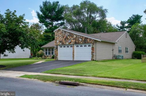 71 Penfield Ln, Erial, NJ 08081-1840