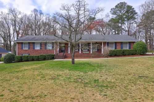 2193 Timber Ln, Lithonia, GA 30078-2644
