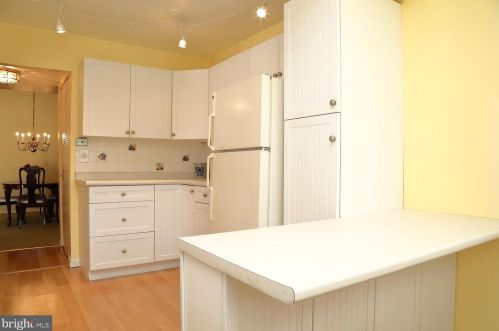 59 Valleybrook Dr, Lancaster PA  17601-4612 exterior