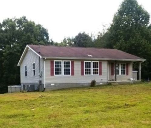 282 Twin Oaks Dr, Hohenwald, TN 38462-5493