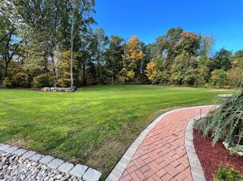 36 Saner Rd, East Hampton, CT 06447-1409