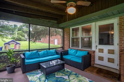 41 Springhouse Rd, Lancaster PA  17603-6619 exterior