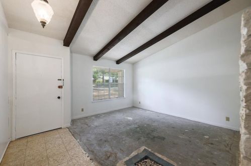 4609 Arapahoe Trl, Austin TX  78745-1509 exterior