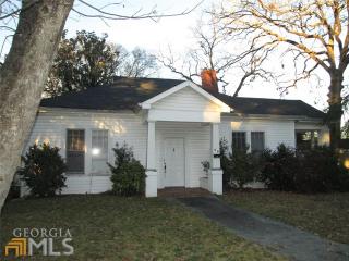 30 Oak St, Elberton, GA 30635-1927