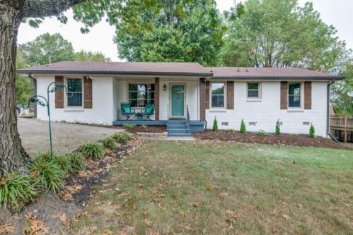 621 Fedders Dr, Madison, TN 37115-2929