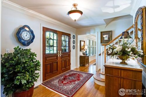 1325 Parkwood Cir, Fort Collins CO  80525-1927 exterior