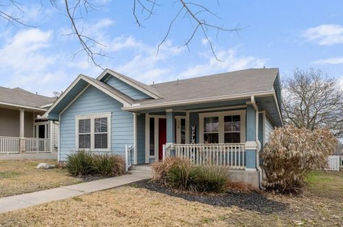 310 Bandstand Ln, Cedar Park, TX 78613-3968