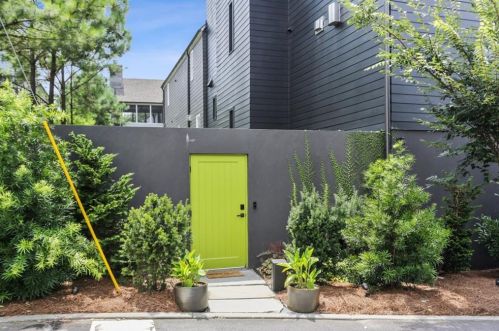 502 Bismark Rd, Atlanta, GA 30324
