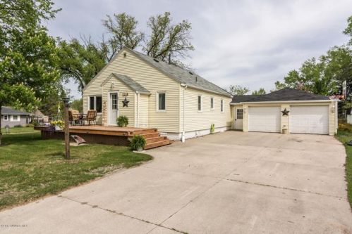 401 Lincoln Ave, Fertile, MN 56540-4020