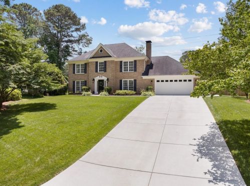 4652 Sequoia Dr, Lilburn, GA 30047-4251