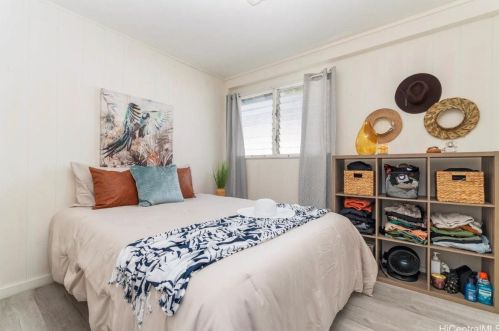 528 Ihe St, Honolulu HI  96817-2237 exterior