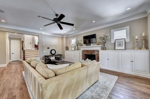 1603 Grant Dr, Atlanta GA  30319-3589 exterior