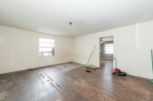 3320 Tex Blvd, Fort Worth TX  76116-4228 exterior