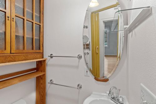 1752 Krameria St, Denver CO  80220-5355 exterior