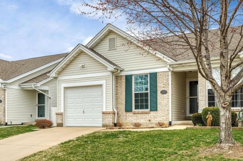 12175 Mckelvey Pl, Hazelwood, MO 63044-2560